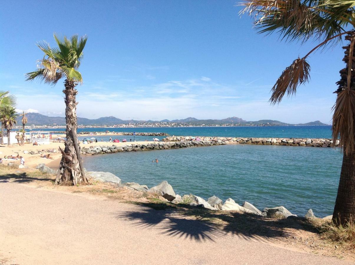 Rez De Villa Pebrier Fréjus Eksteriør bilde